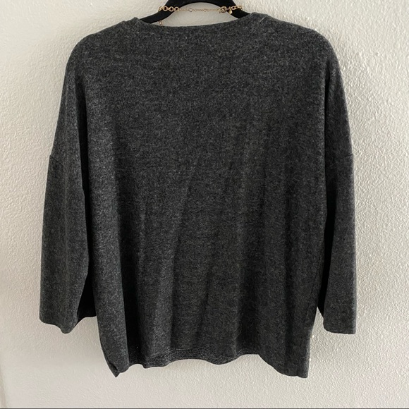 💕SALE💕Zara Pearl Embellished Sweater - Picture 4 of 4